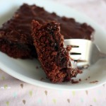 chocolate sheet cake bite