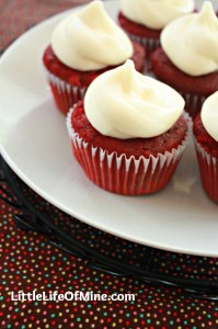 homemade red velvet cupcakes