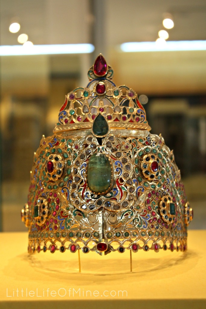 iamm moroccan crown